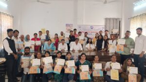 मानसिक स्वास्थ्य जागरूकता कार्यशाला,मानसिक समस्याओं को छुपायें नही खुलकर करें बात ठीक हो जायेंगे - डॉ अर्चना विश्वास